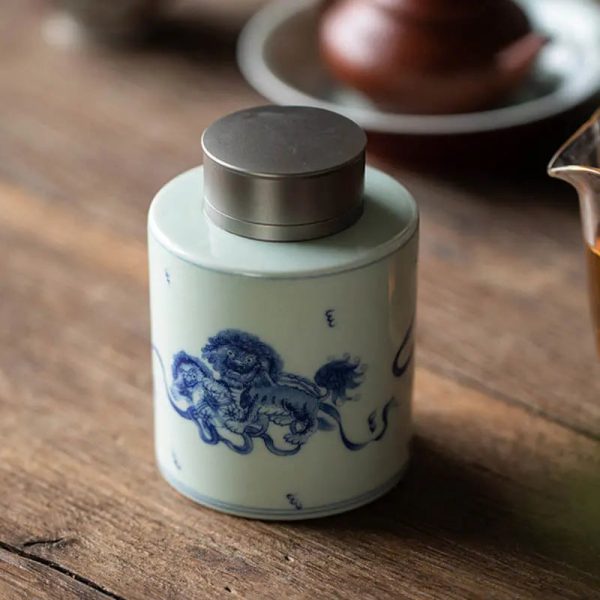 Boîte à thé artisanale, céramique blanche et bleue