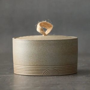 Contenant à thé japonais en argile