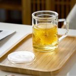 Grand mug à thé avec infuseur en verre