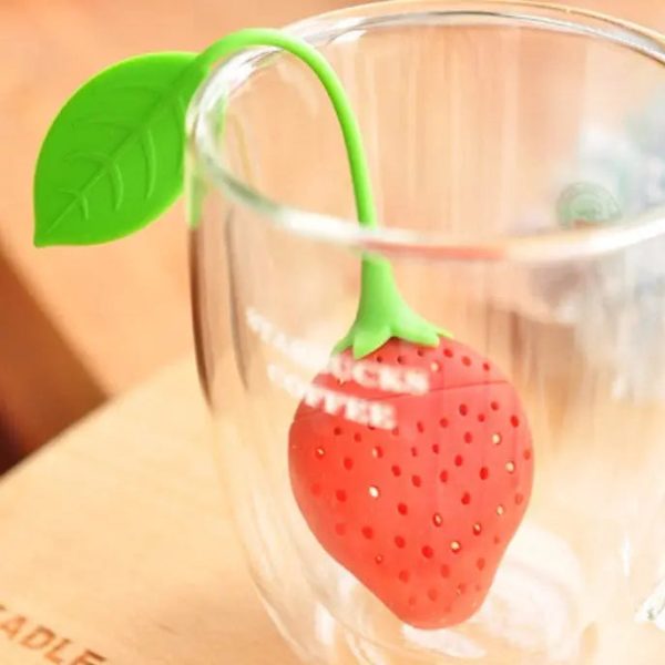 Infuseur à thé en silicone fraise, design ludique et pratique