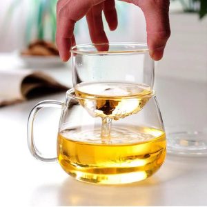 Tasse à thé en verre avec infuseur intégré