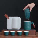 Petit service à thé pour moments de détente