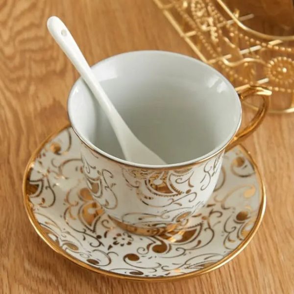 Théière anglaise en porcelaine, finition dorée