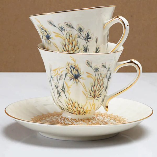 Service à thé chic motifs floraux 800ml