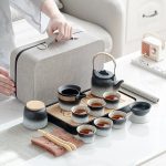 Tasses assorties avec designs inspirés des paysages