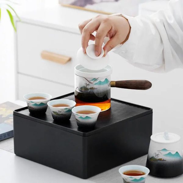 Service à thé japonais en céramique motifs montagnes