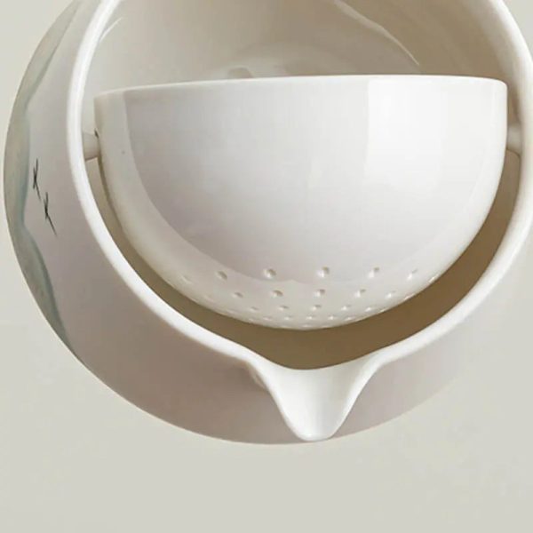 Théière traditionnelle japonaise pour un service raffiné