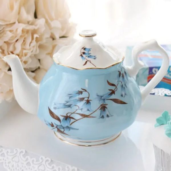 Théière en porcelaine bleue claire 1L