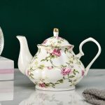 Théière Anglaise en Porcelaine avec motifs floraux 400ML