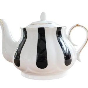 Théière anglaise en porcelaine, design élégant avec bandes noires