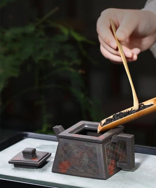 Théière artisanale chinoise, élégance et qualité en argile