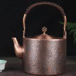 Théière Chinoise en Cuivre Martelé 2L