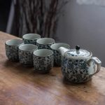 Théière élégante en porcelaine, motif florale chinois