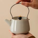 Théière en porcelaine beige 300ML