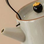 Théière chinoise en porcelaine élégante