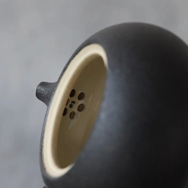 Théière japonaise en céramique, design élégant
