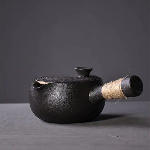 Théière Kyusu en céramique noire 500ML pour un service élégant