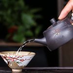 Théière traditionnelle chinoise en argile élégante