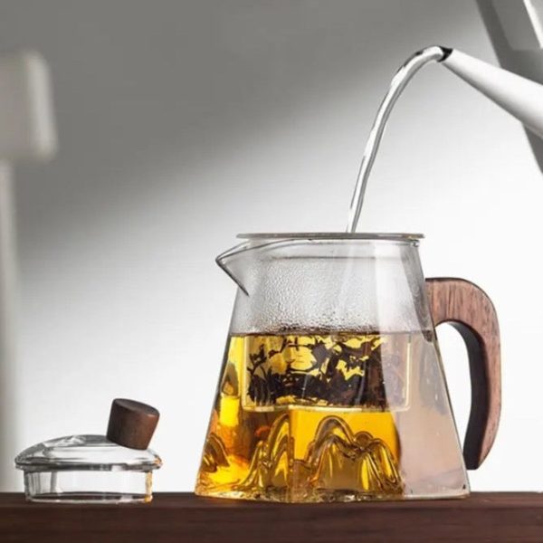 Théière élégante en verre, style scandinave