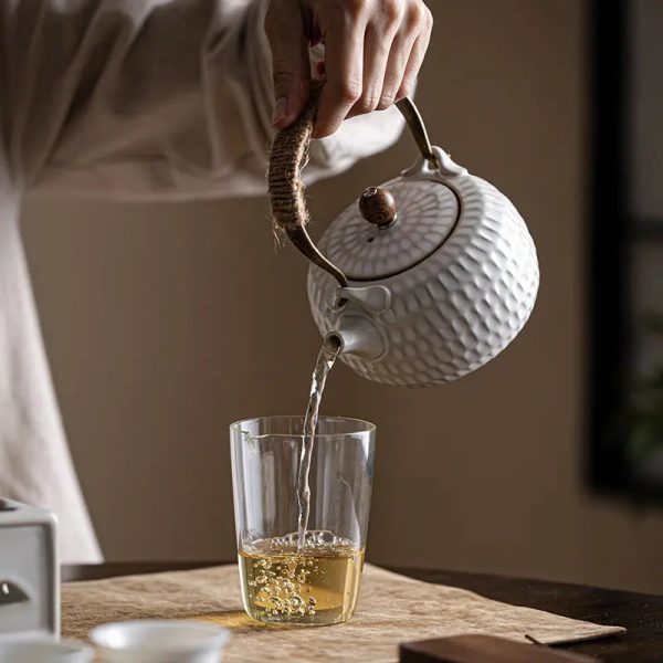 Théière Chinoise en Céramique, design élégant