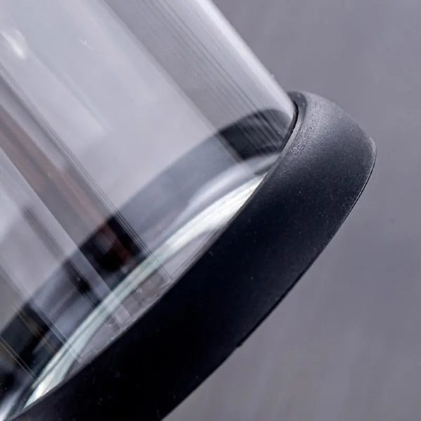 Théière élégante en verre pour infusion à pression