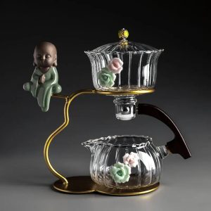 Accessoire de thé : théière en verre élégante