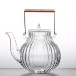 Théière vintage en verre pour infuser le thé japonais