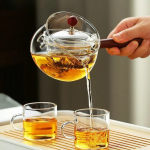 Théière en verre pour amateurs de thé