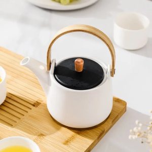 Accessoire thé, théière japonaise en céramique