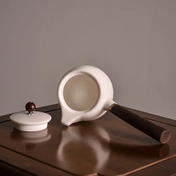 Théière japonaise en céramique blanche pour infusion