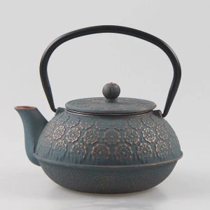 Théière Japonaise en Fonte 600ml avec motifs fleurs en relief