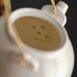 Théière élégante chinoise 300ml en porcelaine décorative