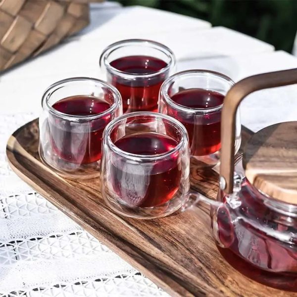 Service à thé élégant, design scandinave en verre