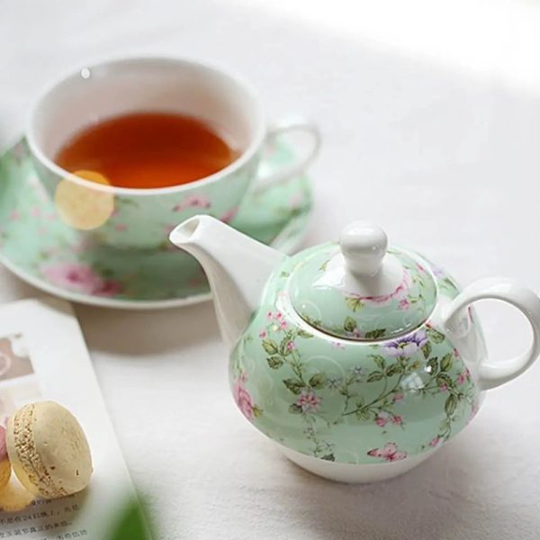 Théière verte en porcelaine, design anglais classique