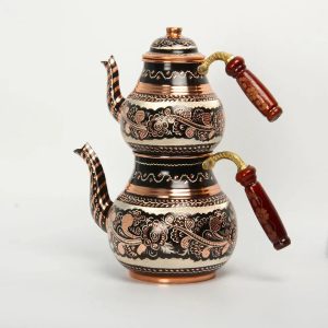 Théière turque double étage en cuivre avec motifs floraux